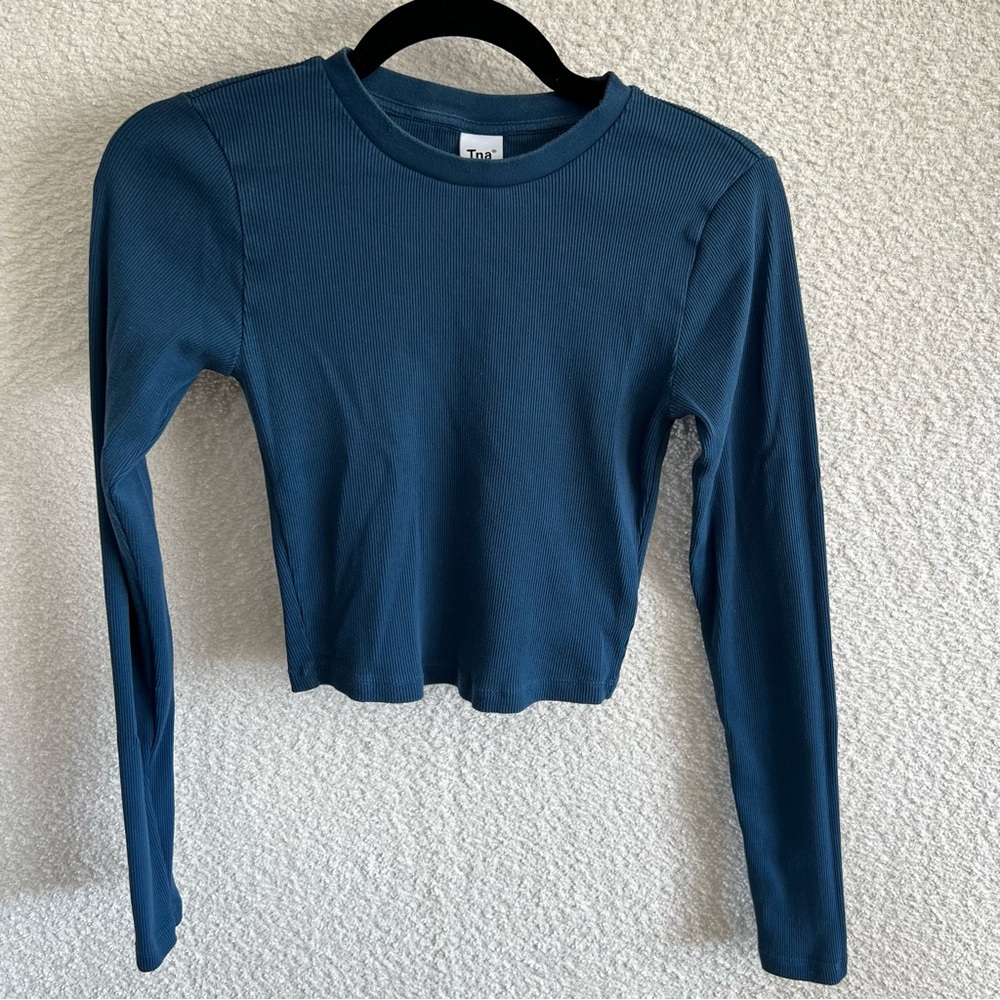 TNA Aritiza Women’s Blue Long Sleeve Ribbed Cropped Shirt Top Size Medium‎